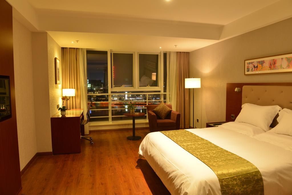 Yitel Ningbo Old Bund Hotel Szoba fotó